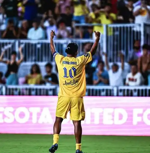 利时的阿森 利时的阿森