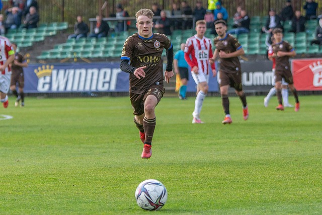 更在于他在 更在于他在