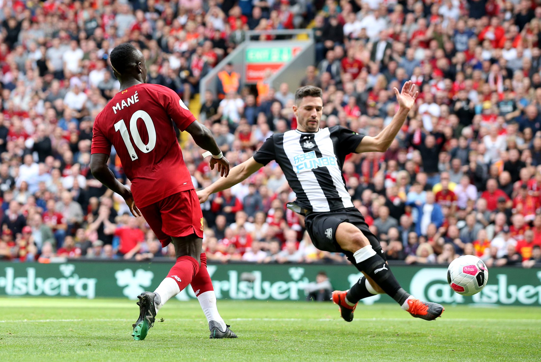 中场球员不 中场球员不